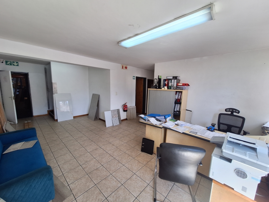 To Let commercial Property for Rent in Killarney Gardens Western Cape